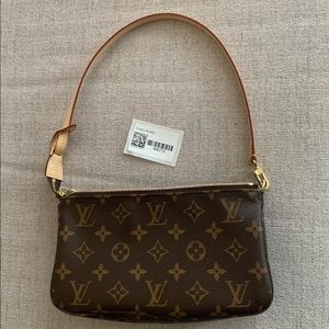 Louis Vuitton Pochette Accessoires